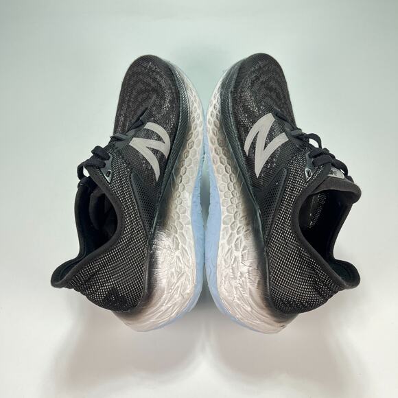 New Balance Fresh Foam More v2 Black Running Shoes Cushioned Comfort Womens Sz 8 - Picture 8 of 11